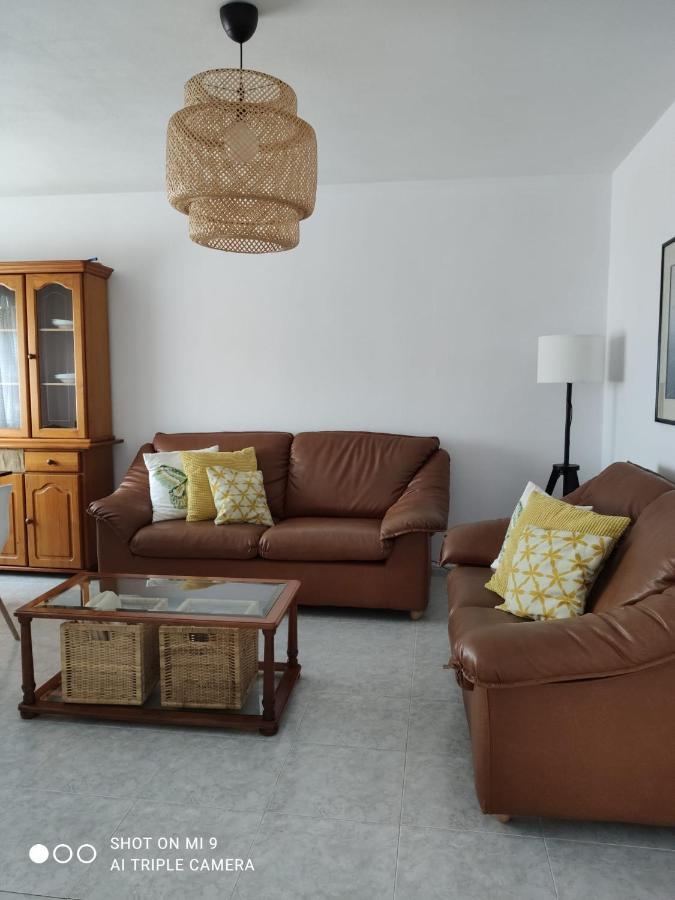 הוילה קרנוטה Casa Playa De Caldebarcos מראה חיצוני תמונה